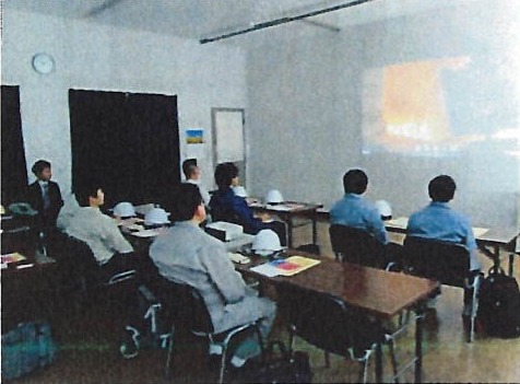 社会見学の様子1